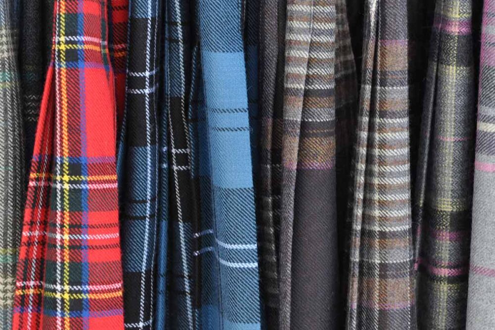 What is Tartan Patterns - Easy Guide to Tartan Fabric